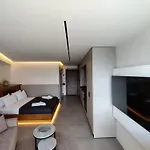 Celestial Luxury Skg Port Ii * Thessalonique