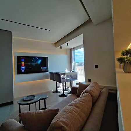 Celestial Luxury Skg Port Ii * Thessaloniki