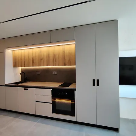 Celestial Luxury Skg Port Ii דירה