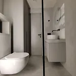 Celestial Luxury Skg Port Ii Apartament *